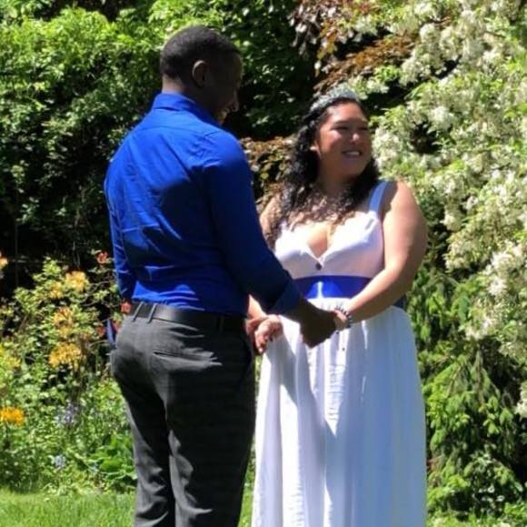 Meet your Posher, Phylicia - Picture 1 of 1